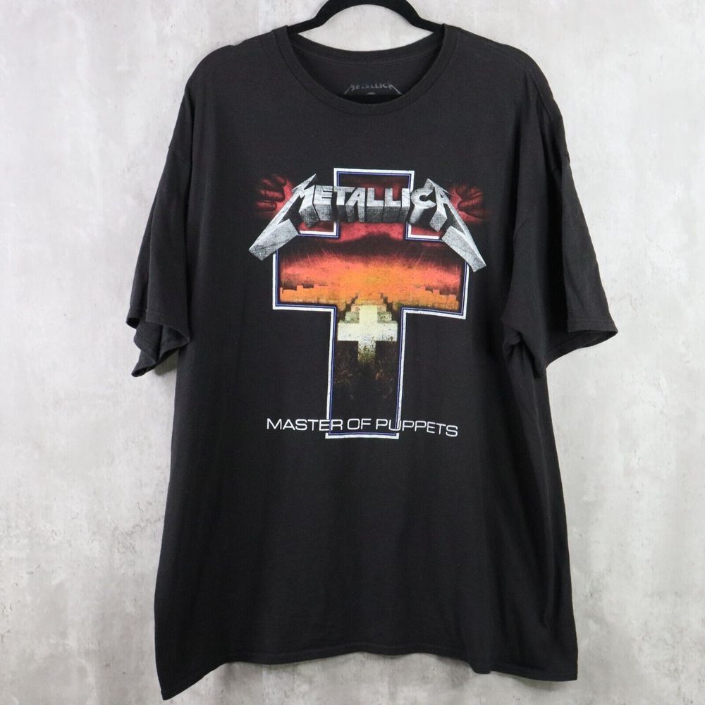 Metallica T‎ Shirt Men's Size 2XL Black Master Of Puppets Short Sleeve Crew Neck